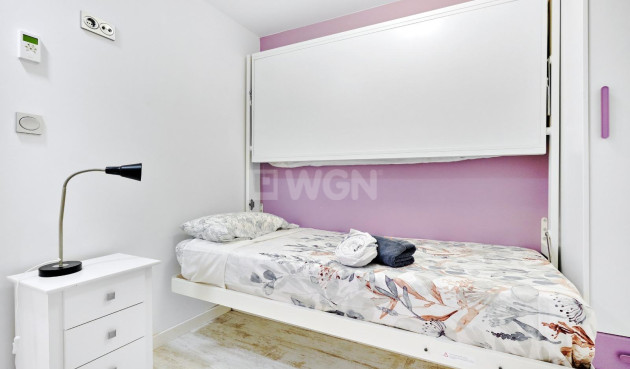 Resale - Apartment / flat - Torrevieja - Playa del Cura