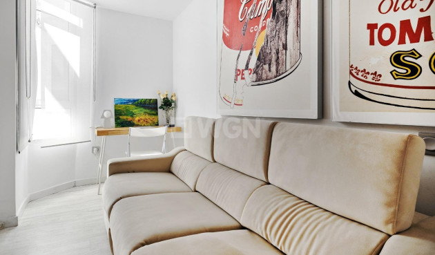 Resale - Apartment / flat - Torrevieja - Playa del Cura