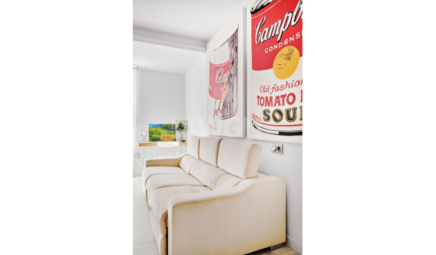 Resale - Apartment / flat - Torrevieja - Playa del Cura