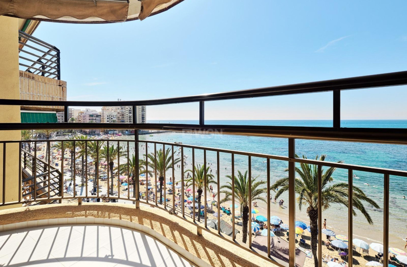 Resale - Apartment / flat - Torrevieja - Playa del Cura