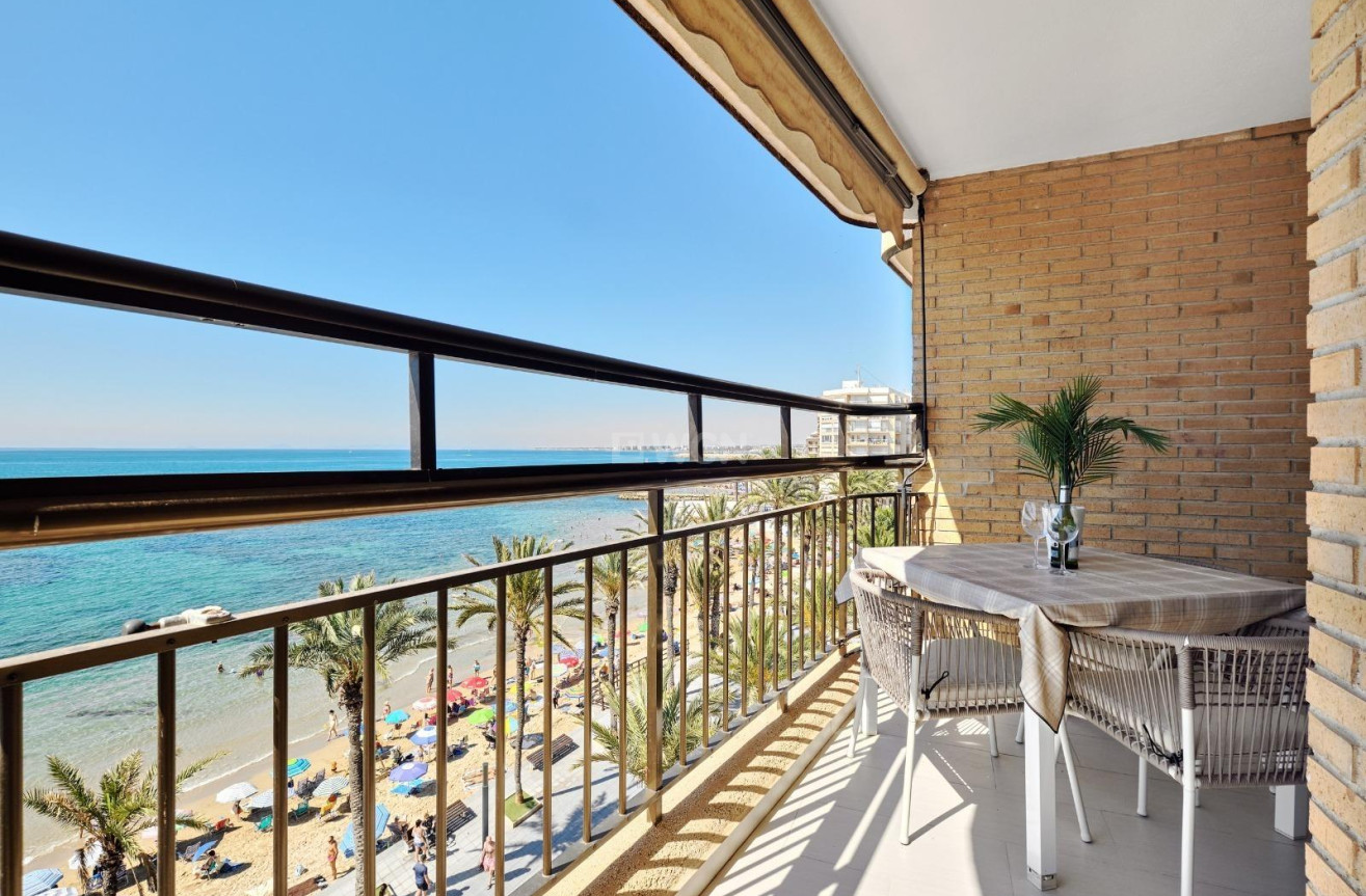 Resale - Apartment / flat - Torrevieja - Playa del Cura