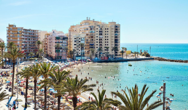 Resale - Apartment / flat - Torrevieja - Playa del Cura