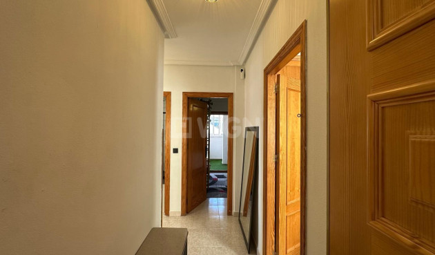 Resale - Apartment / flat - Torrevieja - Centro