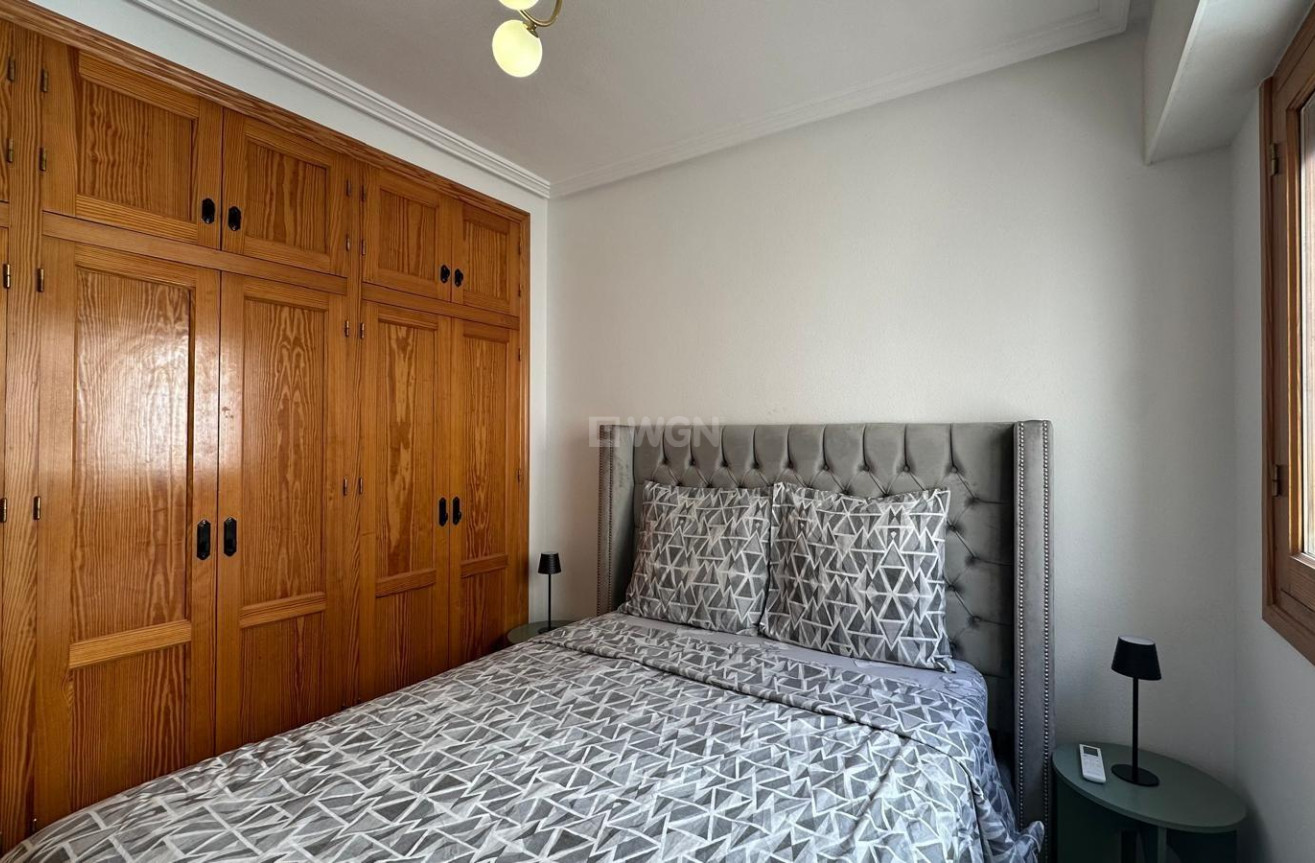 Resale - Apartment / flat - Torrevieja - Centro