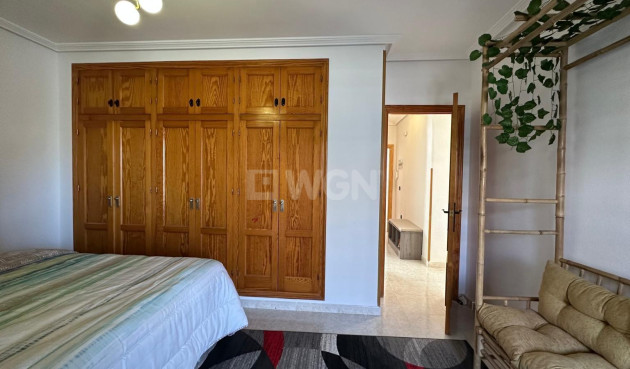 Resale - Apartment / flat - Torrevieja - Centro