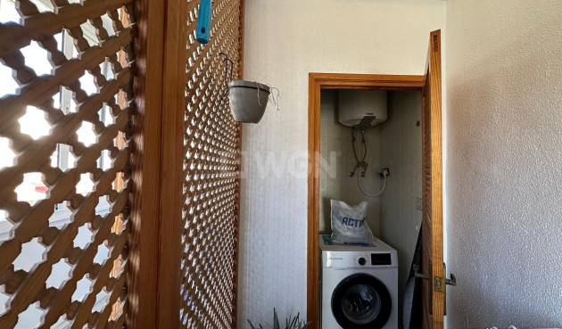 Resale - Apartment / flat - Torrevieja - Centro