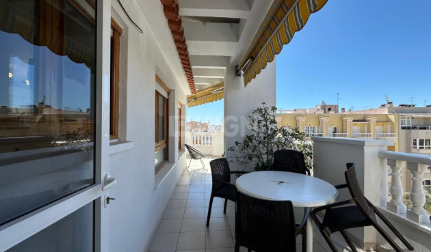 Resale - Apartment / flat - Torrevieja - Centro