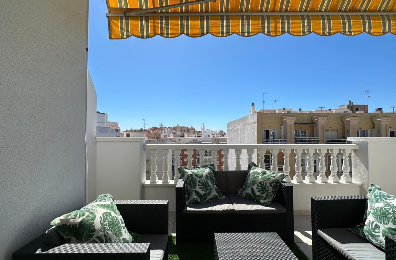 Resale - Apartment / flat - Torrevieja - Centro