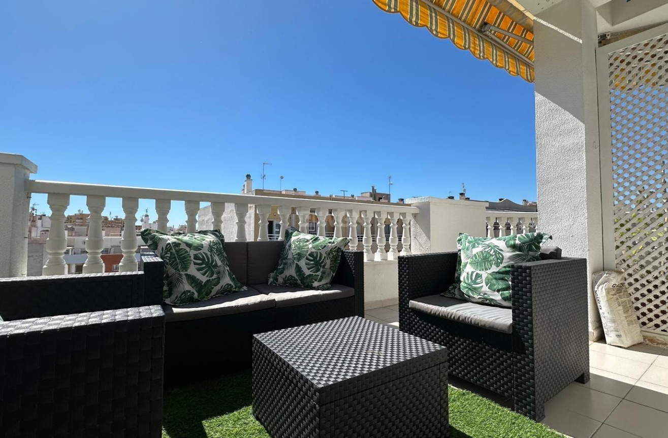 Resale - Apartment / flat - Torrevieja - Centro