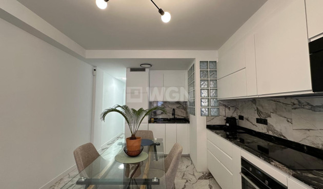 Resale - Apartment / flat - Torrevieja - Playa del Cura