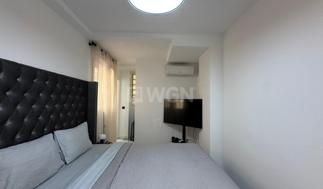 Resale - Apartment / flat - Torrevieja - Playa del Cura