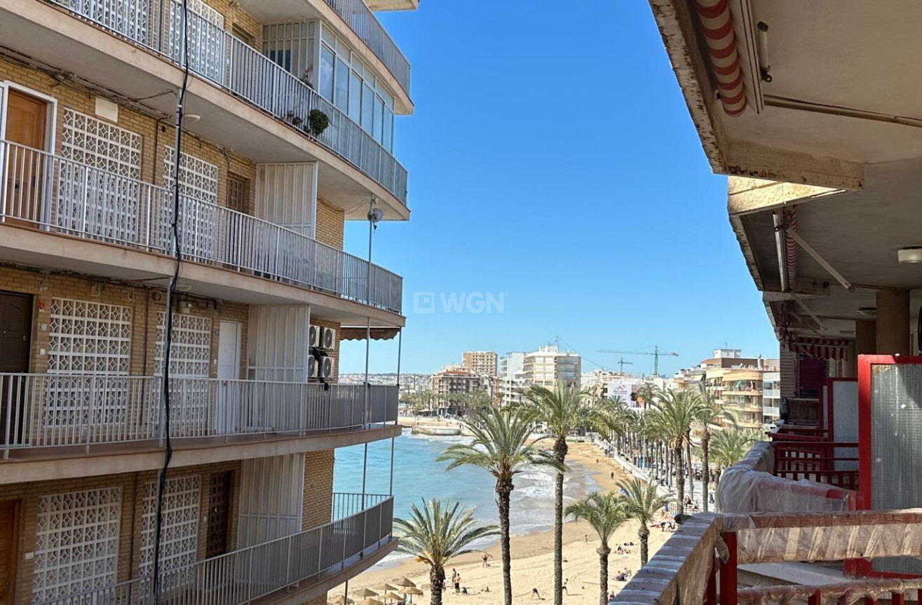 Resale - Apartment / flat - Torrevieja - Playa del Cura