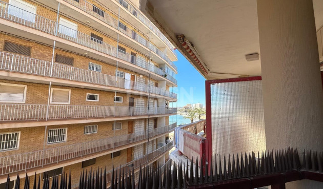 Resale - Apartment / flat - Torrevieja - Playa del Cura