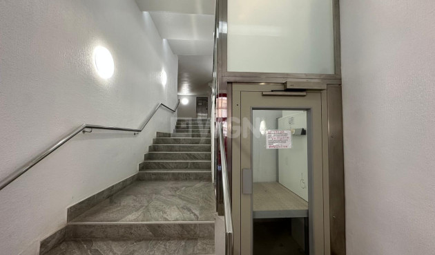 Resale - Apartment / flat - Torrevieja - Playa del Cura