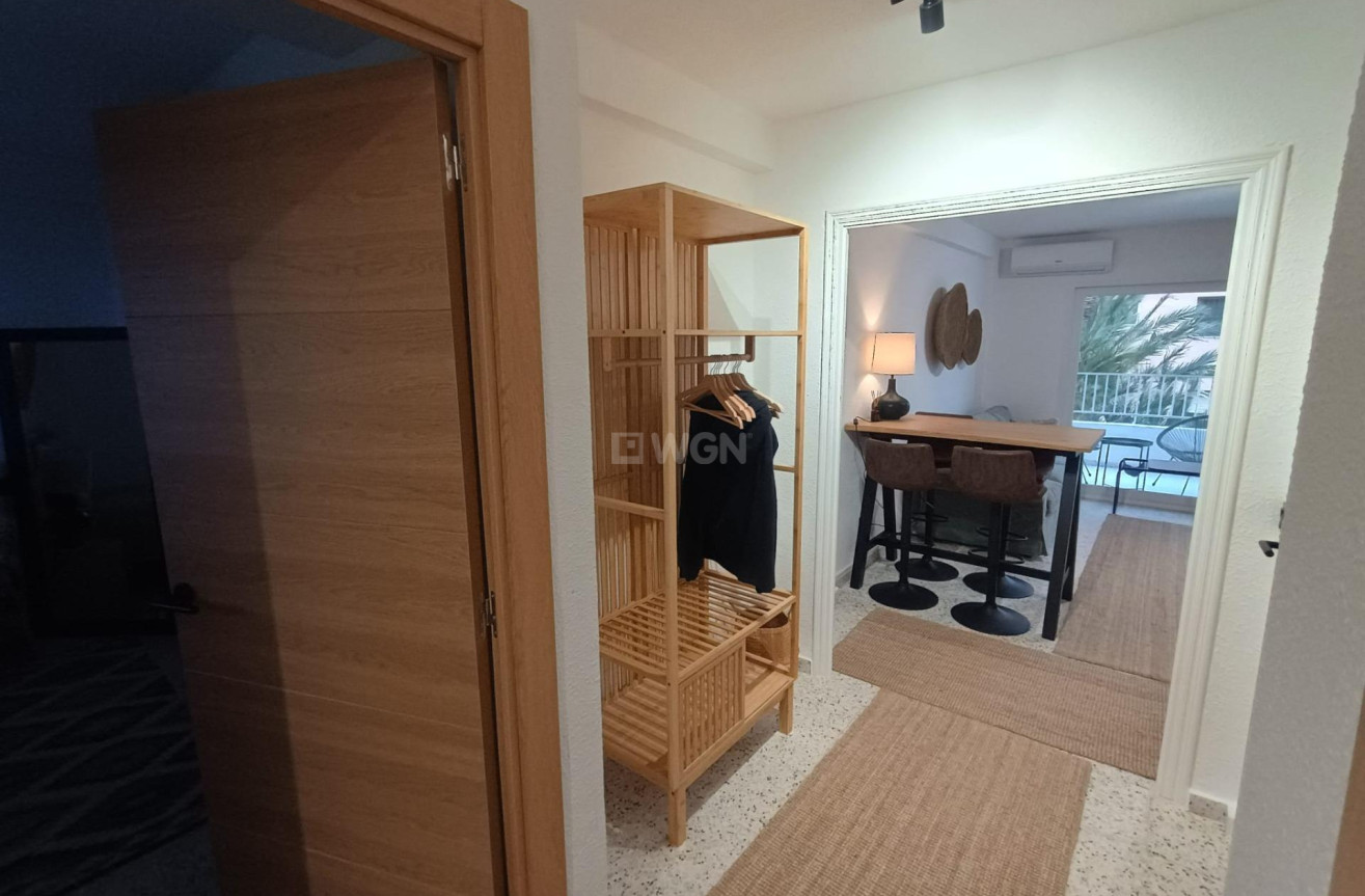 Resale - Apartment / flat - Guardamar del Segura - Urbanizaciones