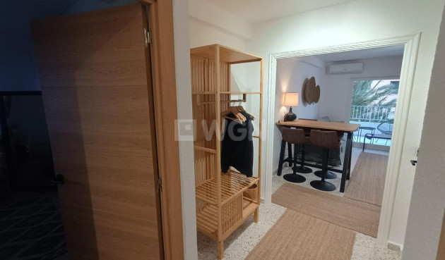 Resale - Apartment / flat - Guardamar del Segura - Urbanizaciones