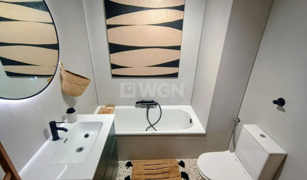 Resale - Apartment / flat - Guardamar del Segura - Urbanizaciones