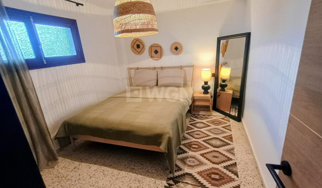 Resale - Apartment / flat - Guardamar del Segura - Urbanizaciones