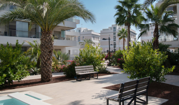 Resale - Apartment / flat - Orihuela Costa - Los Dolses