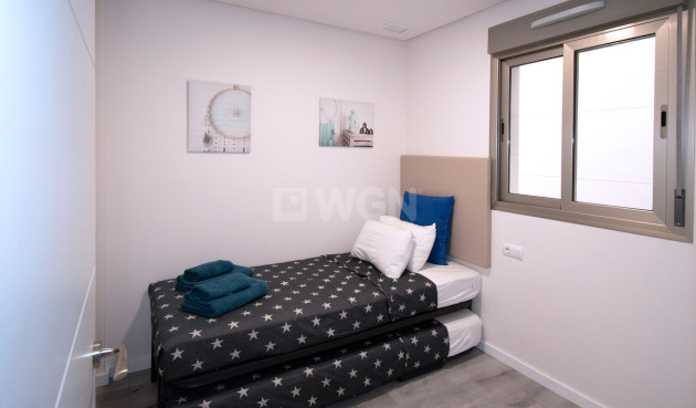 Resale - Apartment / flat - Orihuela Costa - Los Dolses