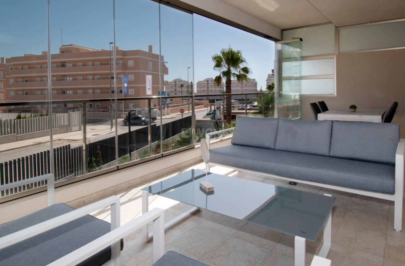 Resale - Apartment / flat - Orihuela Costa - Los Dolses