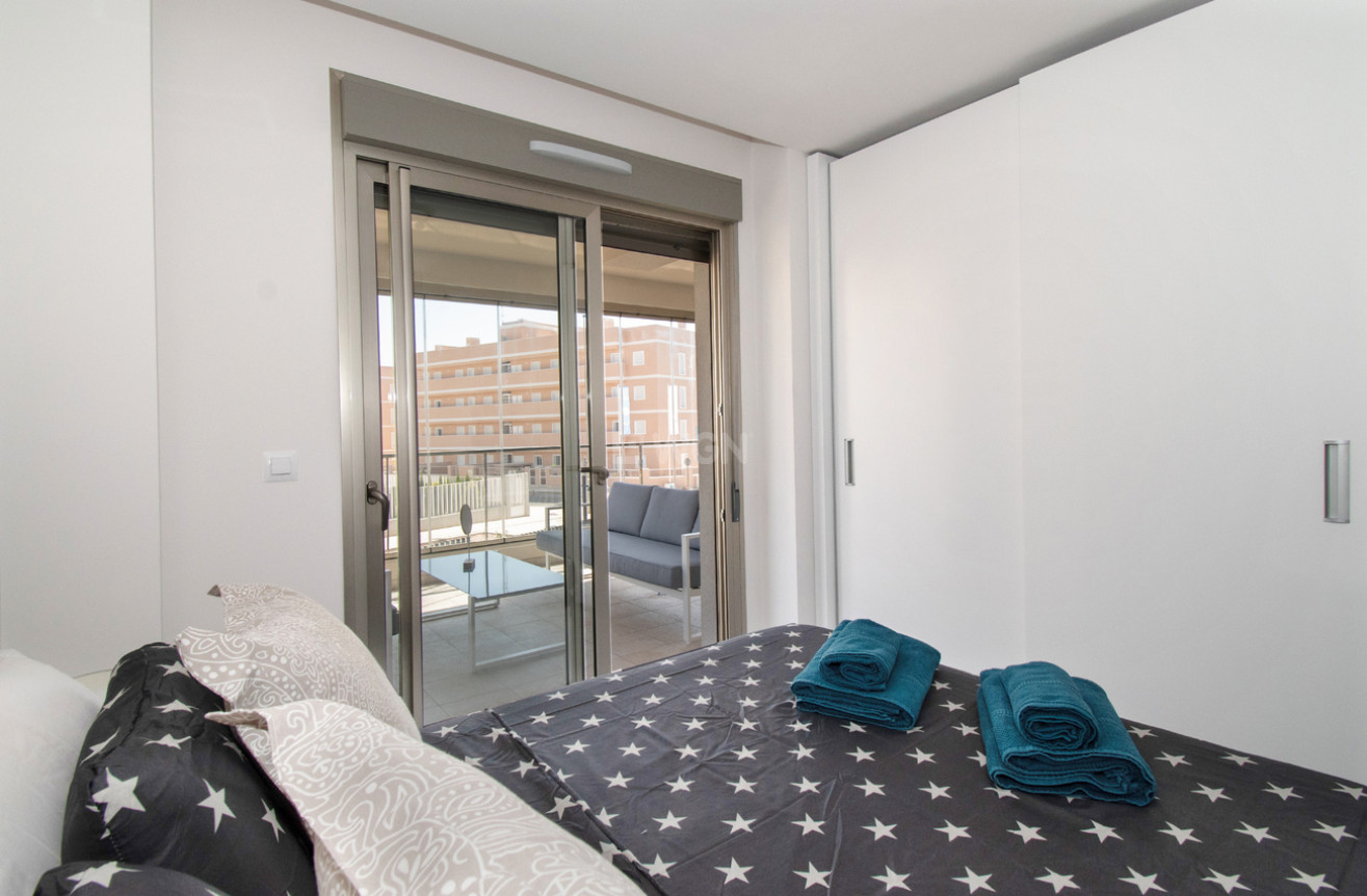 Resale - Apartment / flat - Orihuela Costa - Los Dolses