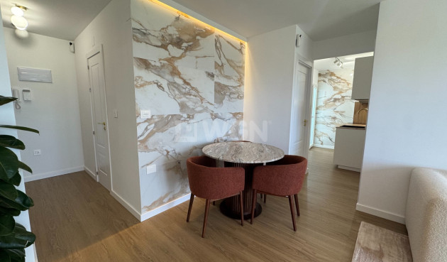 Resale - Apartment / flat - Torrevieja - Costa Blanca