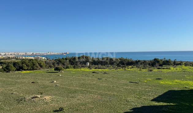 Resale - Apartment / flat - Torrevieja - Costa Blanca