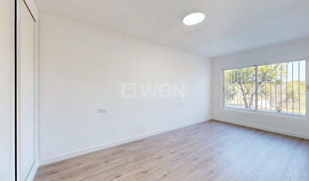 Resale - Bungalow - Villamartin - Costa Blanca