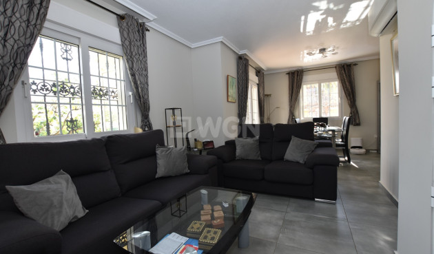 Resale - Villa - Orihuela Costa - Costa Blanca