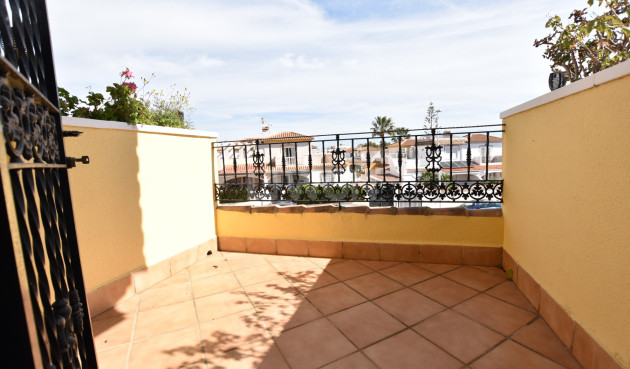 Resale - Villa - Orihuela Costa - Costa Blanca