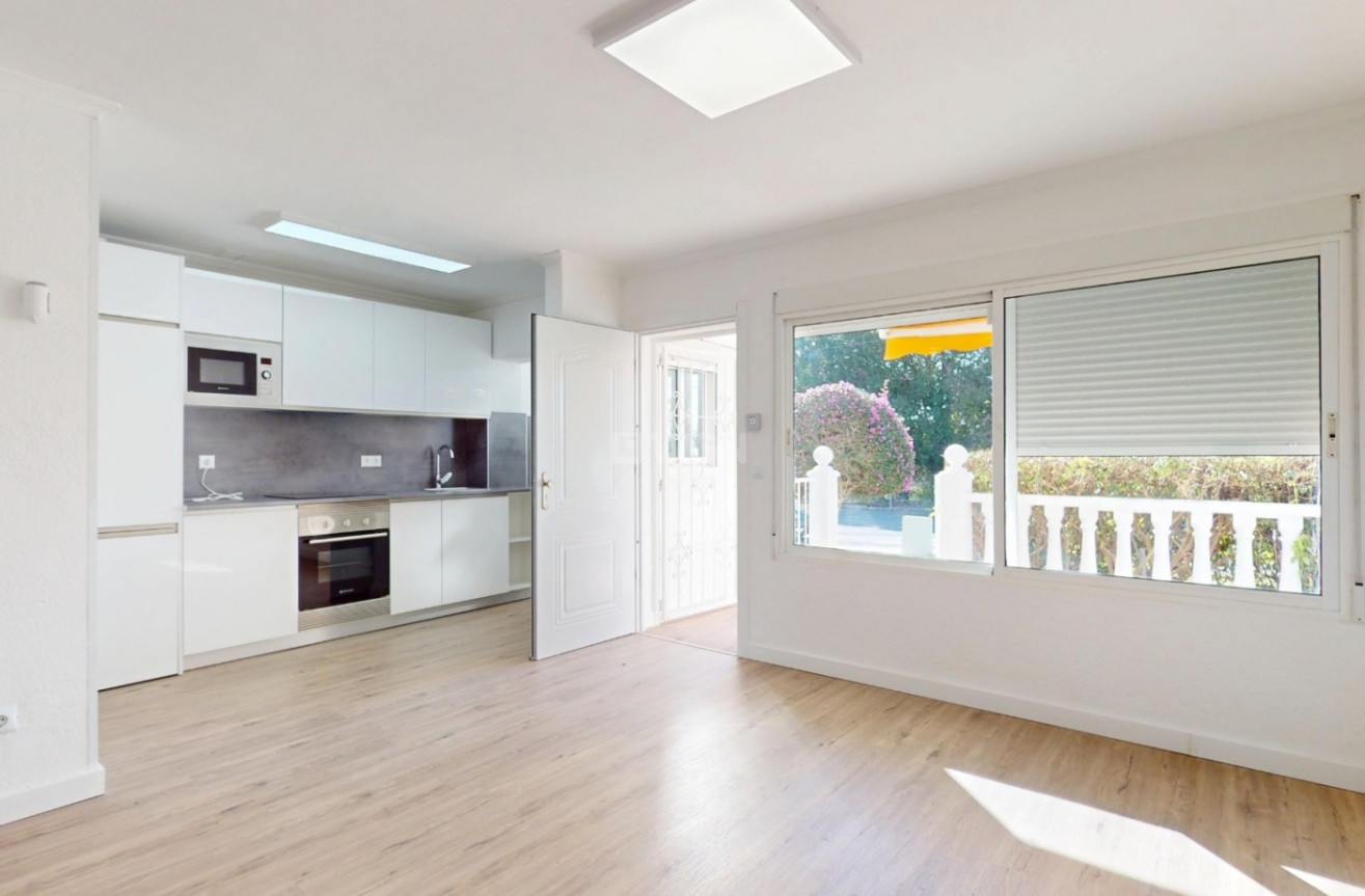 Resale - Apartment / flat - Orihuela Costa - Costa Blanca