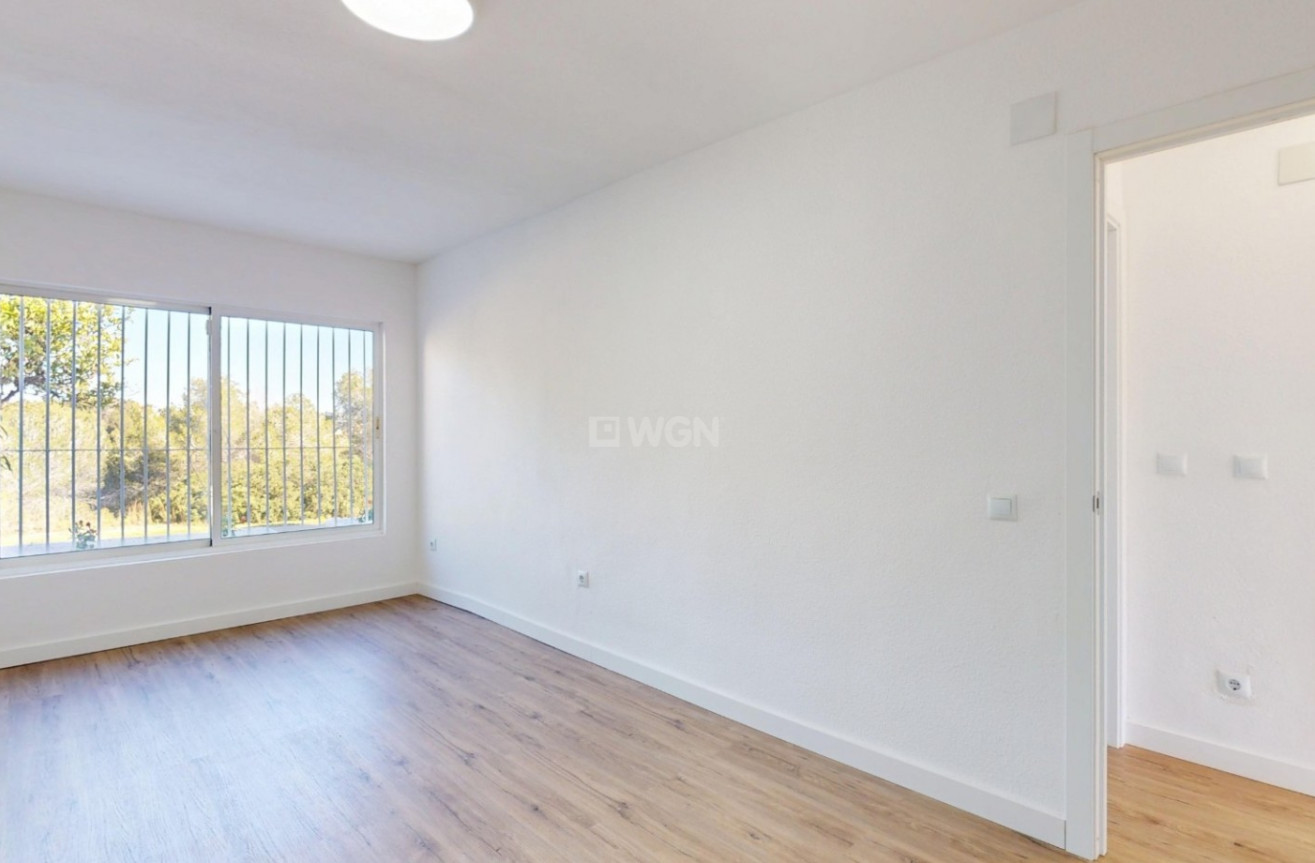 Resale - Apartment / flat - Orihuela Costa - Costa Blanca