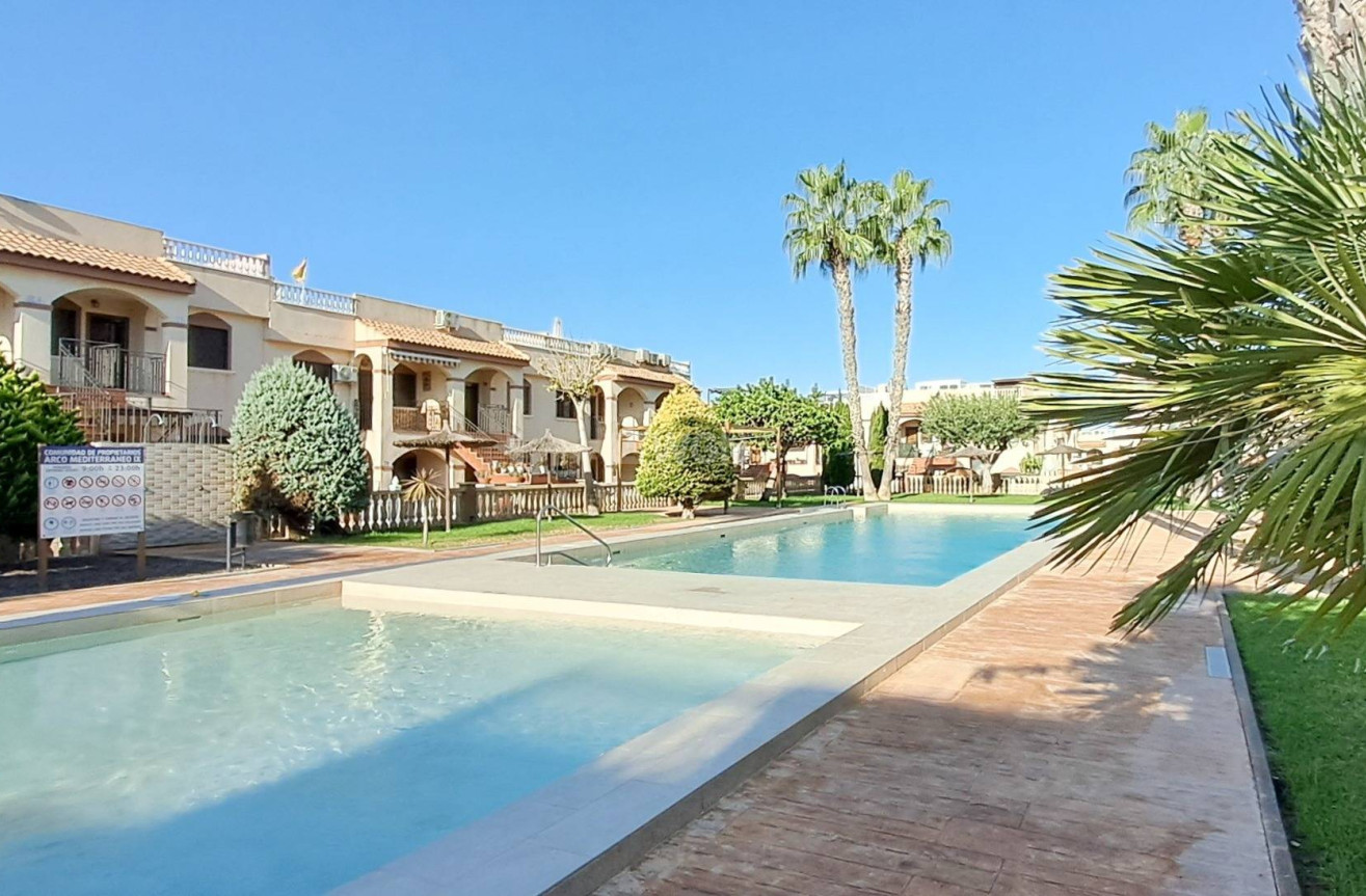 Resale - Apartment / flat - Torrevieja - Parque Acuático - Sector 25