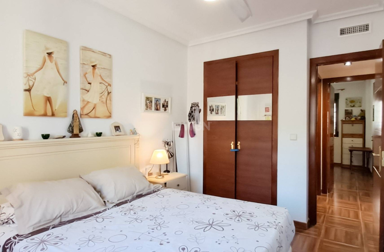 Resale - Apartment / flat - Torrevieja - Parque Acuático - Sector 25
