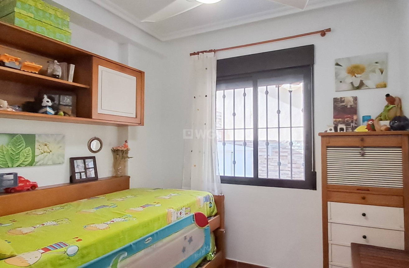 Resale - Apartment / flat - Torrevieja - Parque Acuático - Sector 25