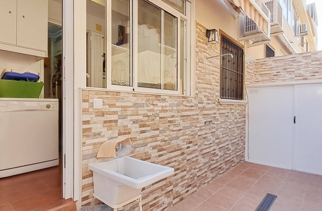 Resale - Apartment / flat - Torrevieja - Parque Acuático - Sector 25