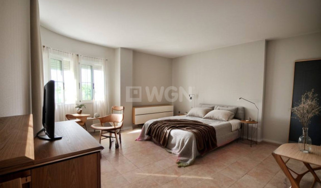 Resale - Villa - Torrevieja - La Siesta - El Salado - Torreta