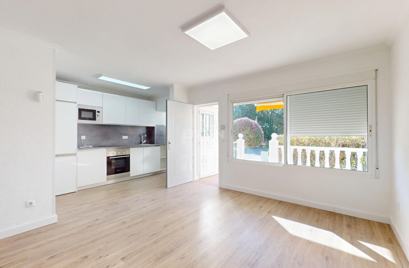 Resale - Bungalow - Orihuela Costa - Costa Blanca