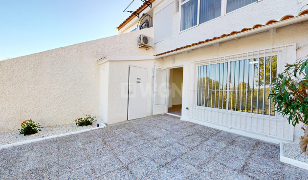 Resale - Bungalow - Orihuela Costa - Costa Blanca