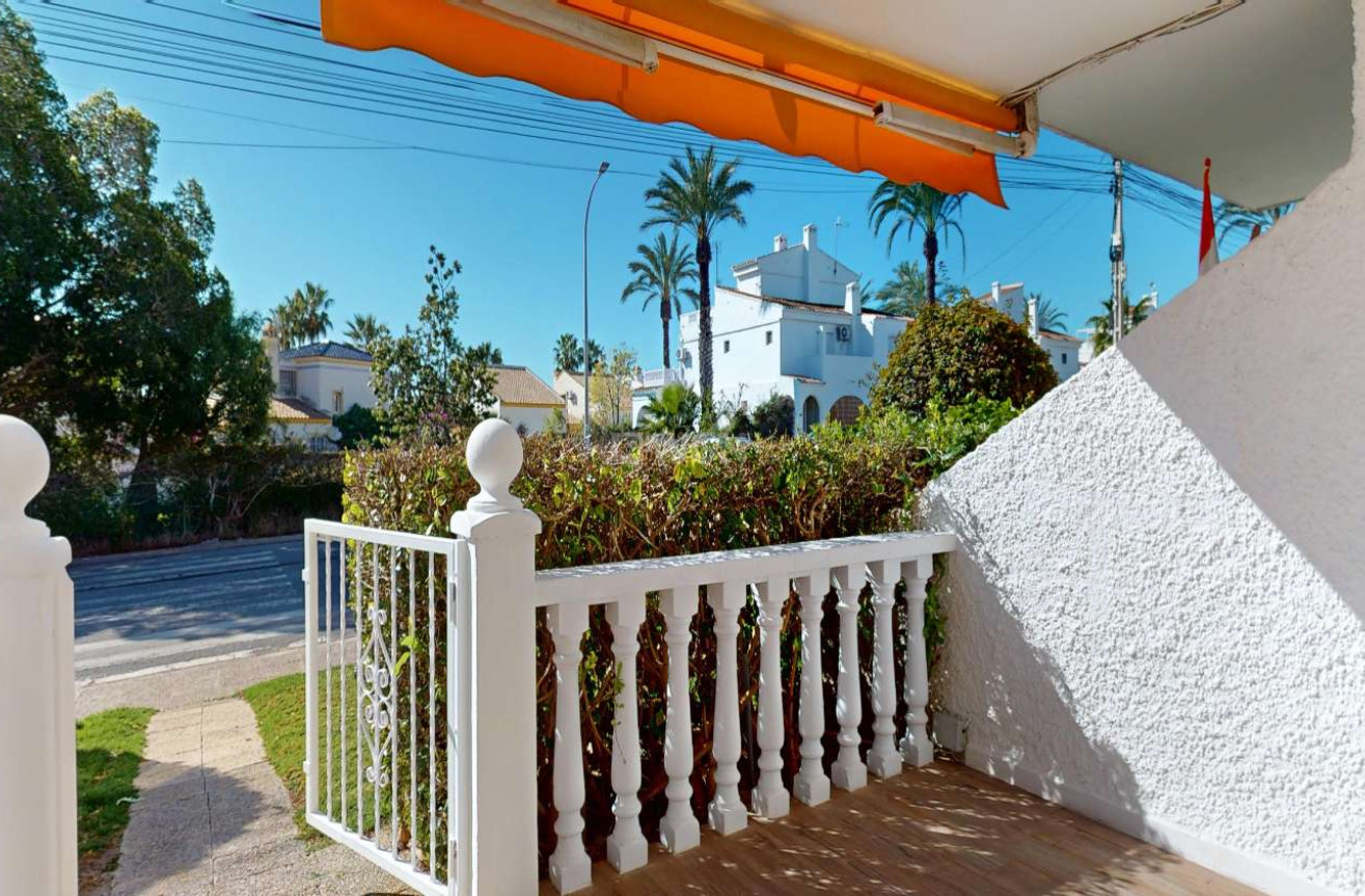 Resale - Bungalow - Orihuela - Inland