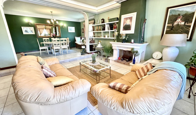 Resale - Villa - La Mata - Costa Blanca