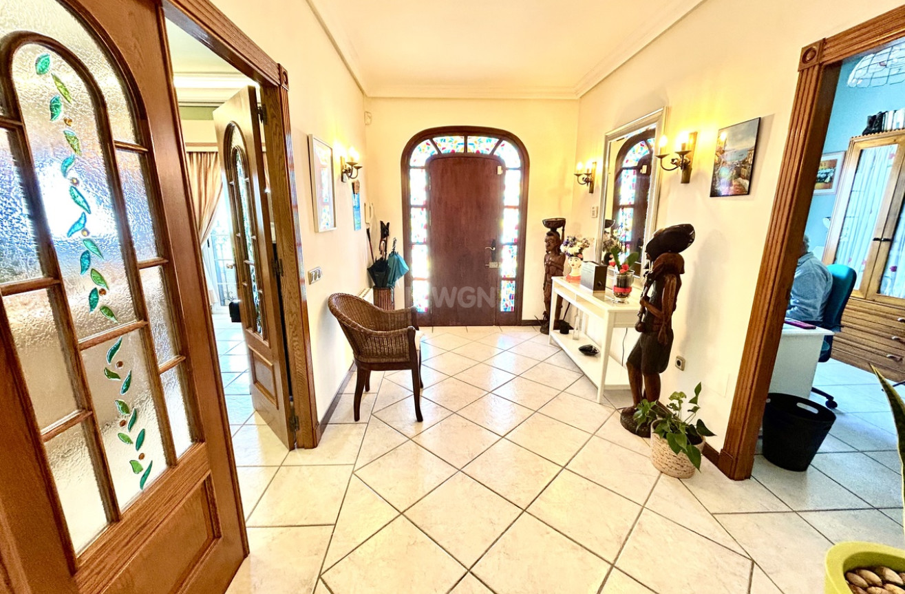 Resale - Villa - La Mata - Costa Blanca