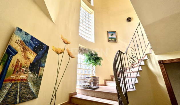 Resale - Villa - La Mata - Costa Blanca