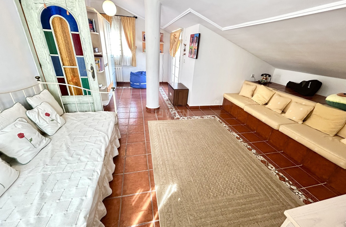 Resale - Villa - La Mata - Costa Blanca