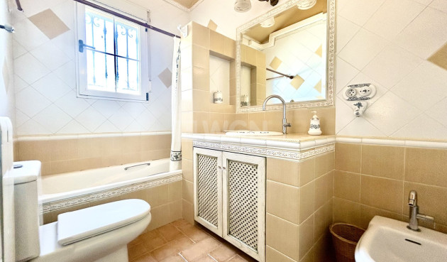 Resale - Villa - La Mata - Costa Blanca