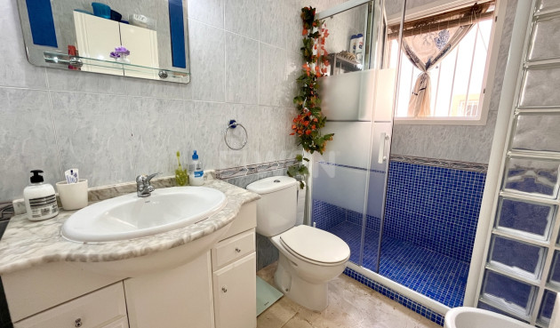 Resale - Apartment / flat - Playa Flamenca - Costa Blanca