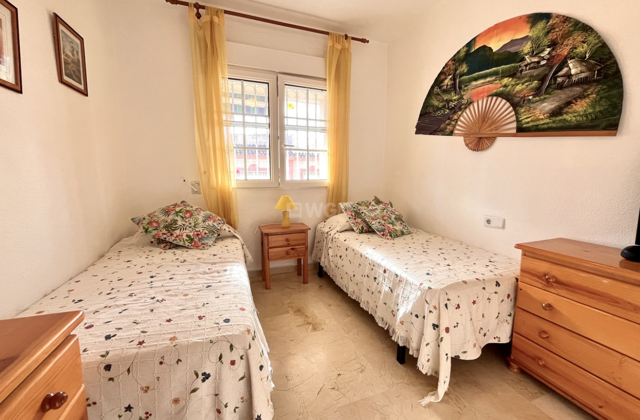 Resale - Apartment / flat - Playa Flamenca - Costa Blanca