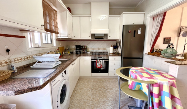 Resale - Apartment / flat - Playa Flamenca - Costa Blanca