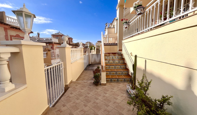 Resale - Apartment / flat - Playa Flamenca - Costa Blanca